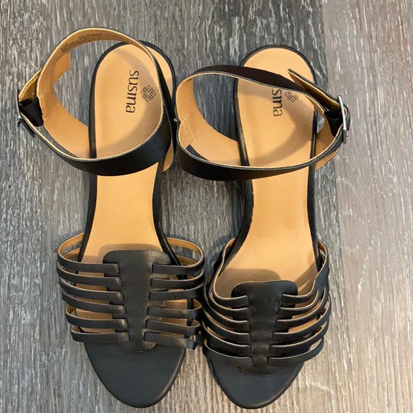 Susina Shoes - Susina Black Leather Sandals